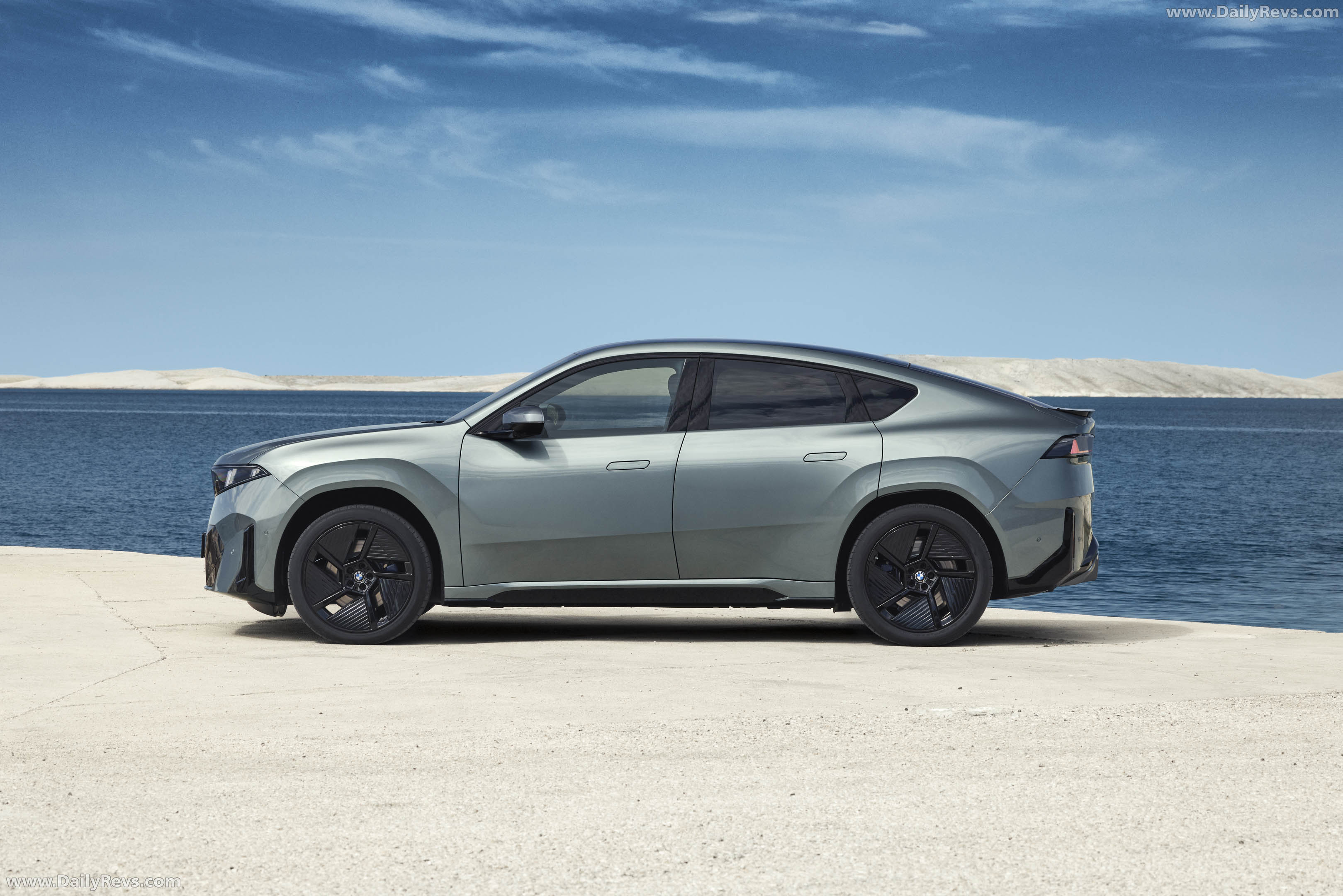 2027 BMW iX4 NA7 Side View