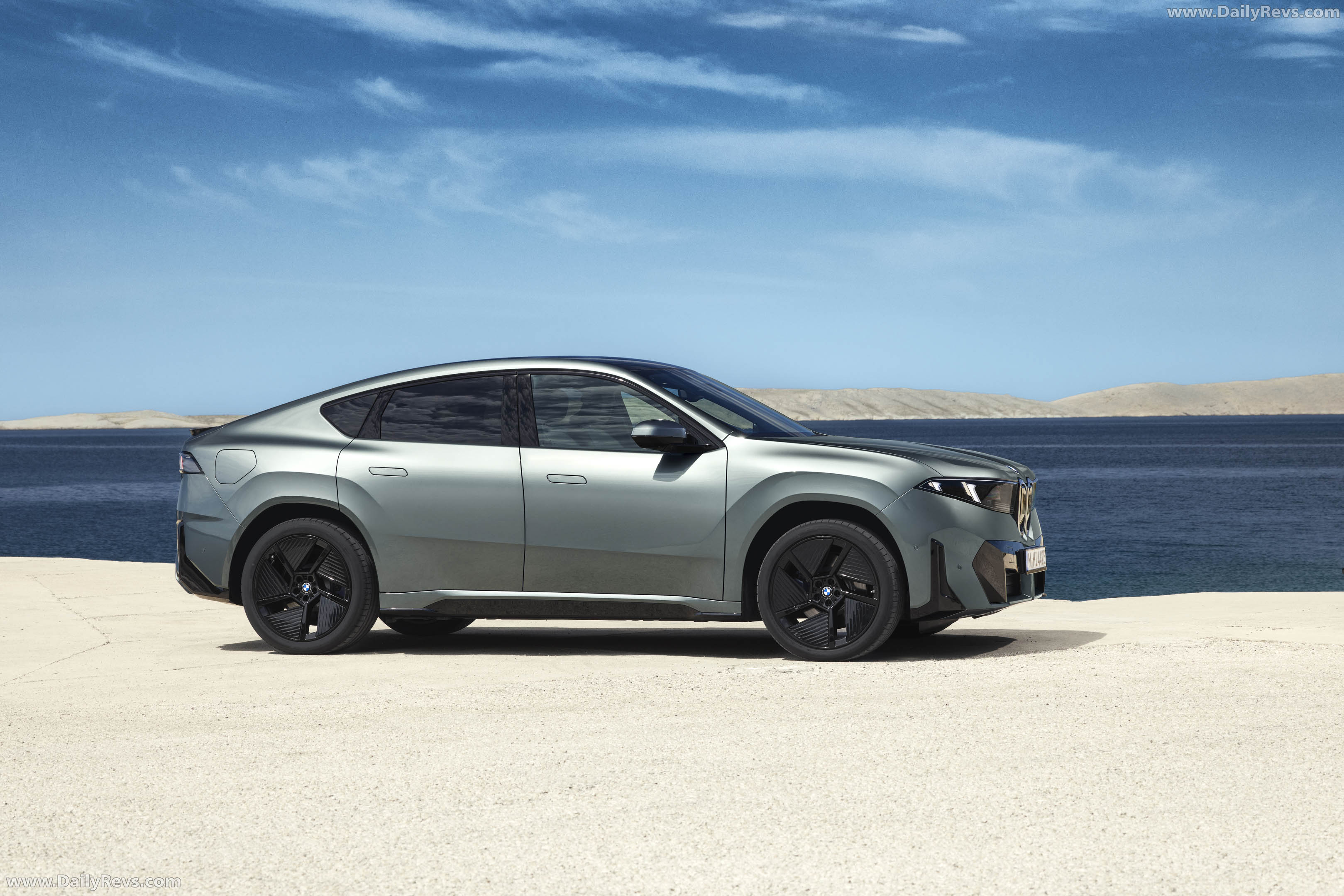 2027 BMW iX4 NA7 Side View