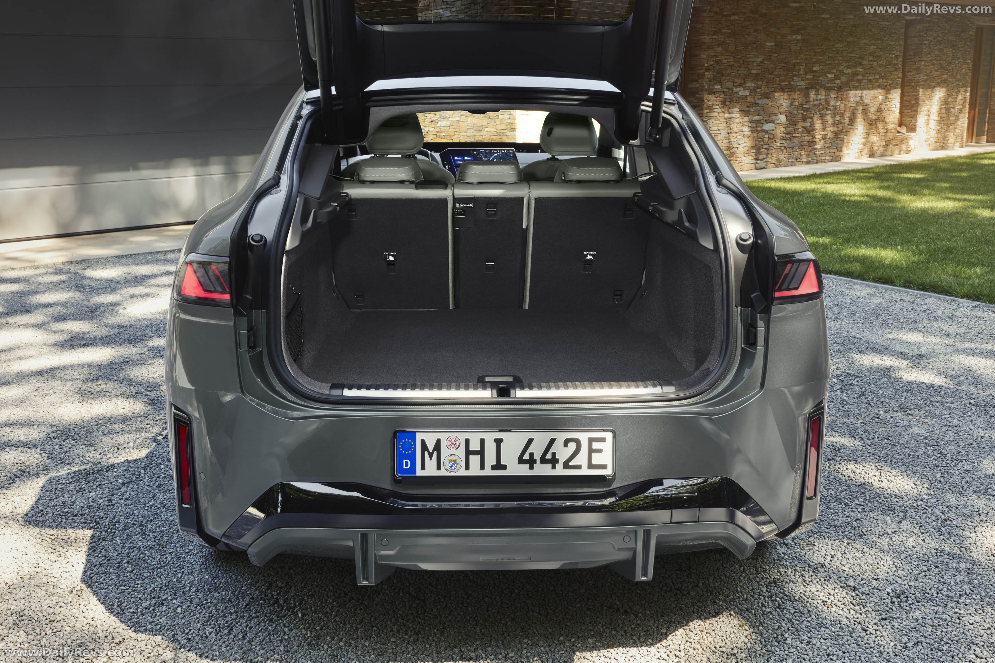 2027 BMW iX4 NA7 Interior