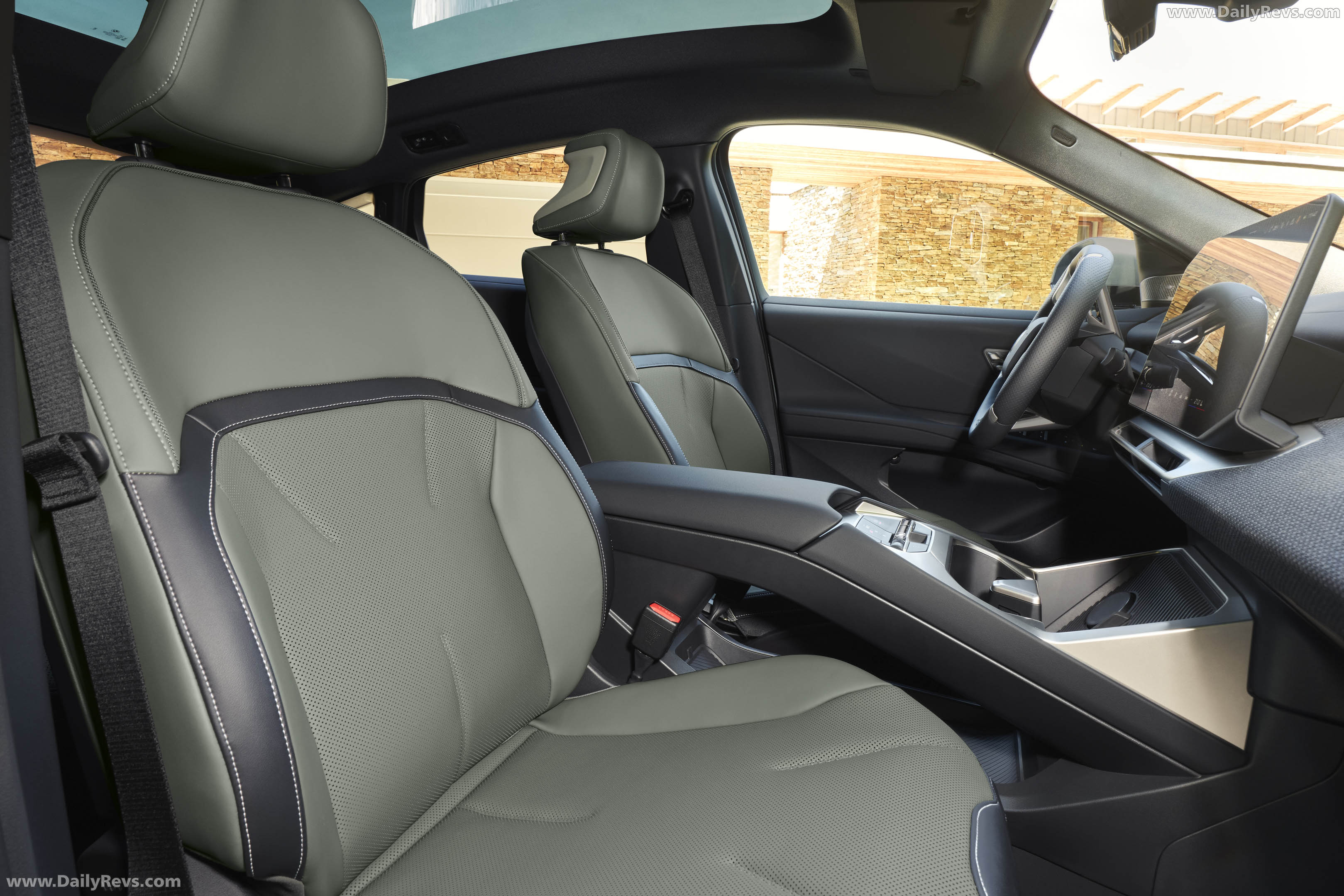 2027 BMW iX4 NA7 Interior
