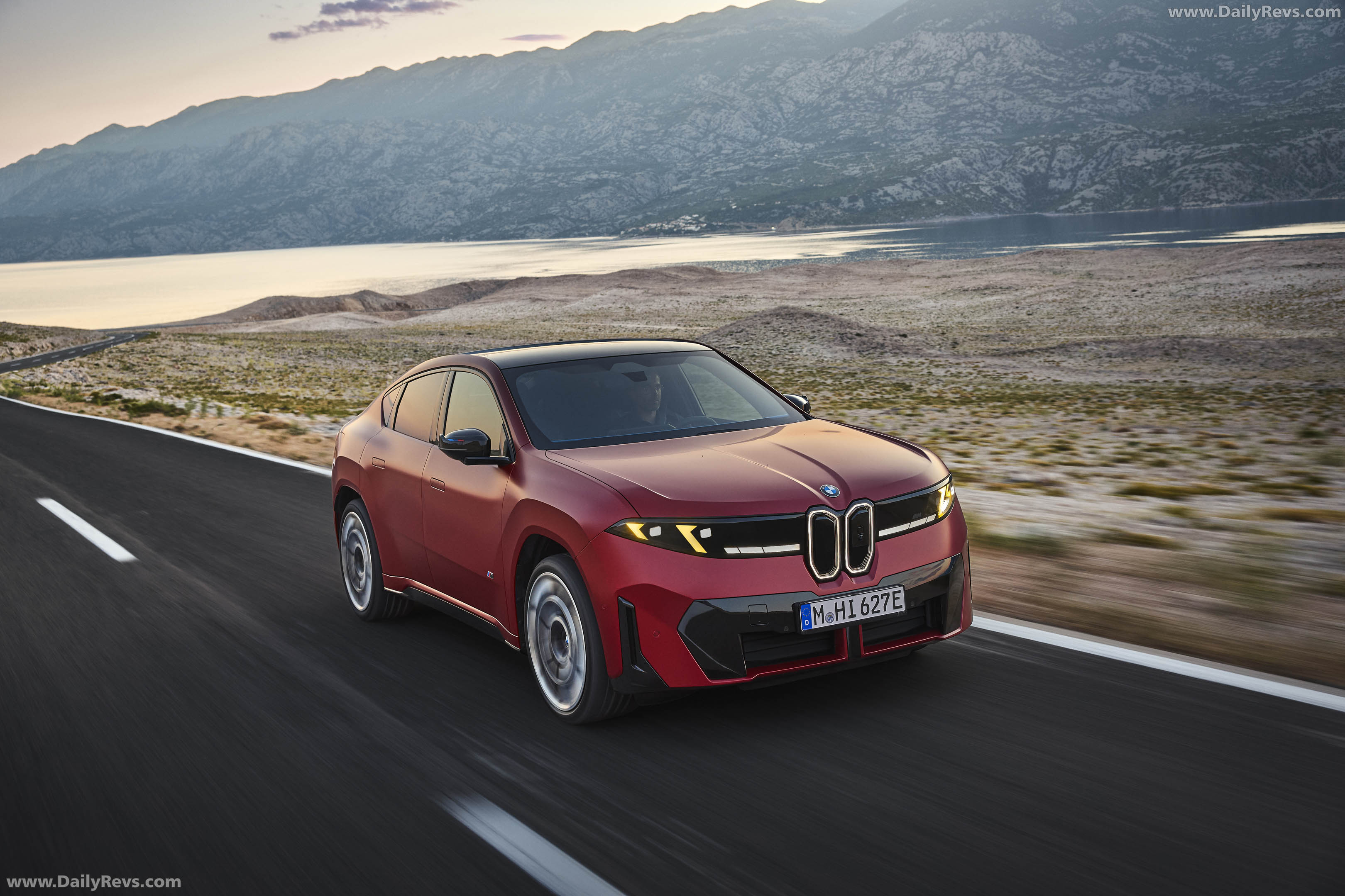 2027 BMW iX4 M60 xDrive NA7 Front View