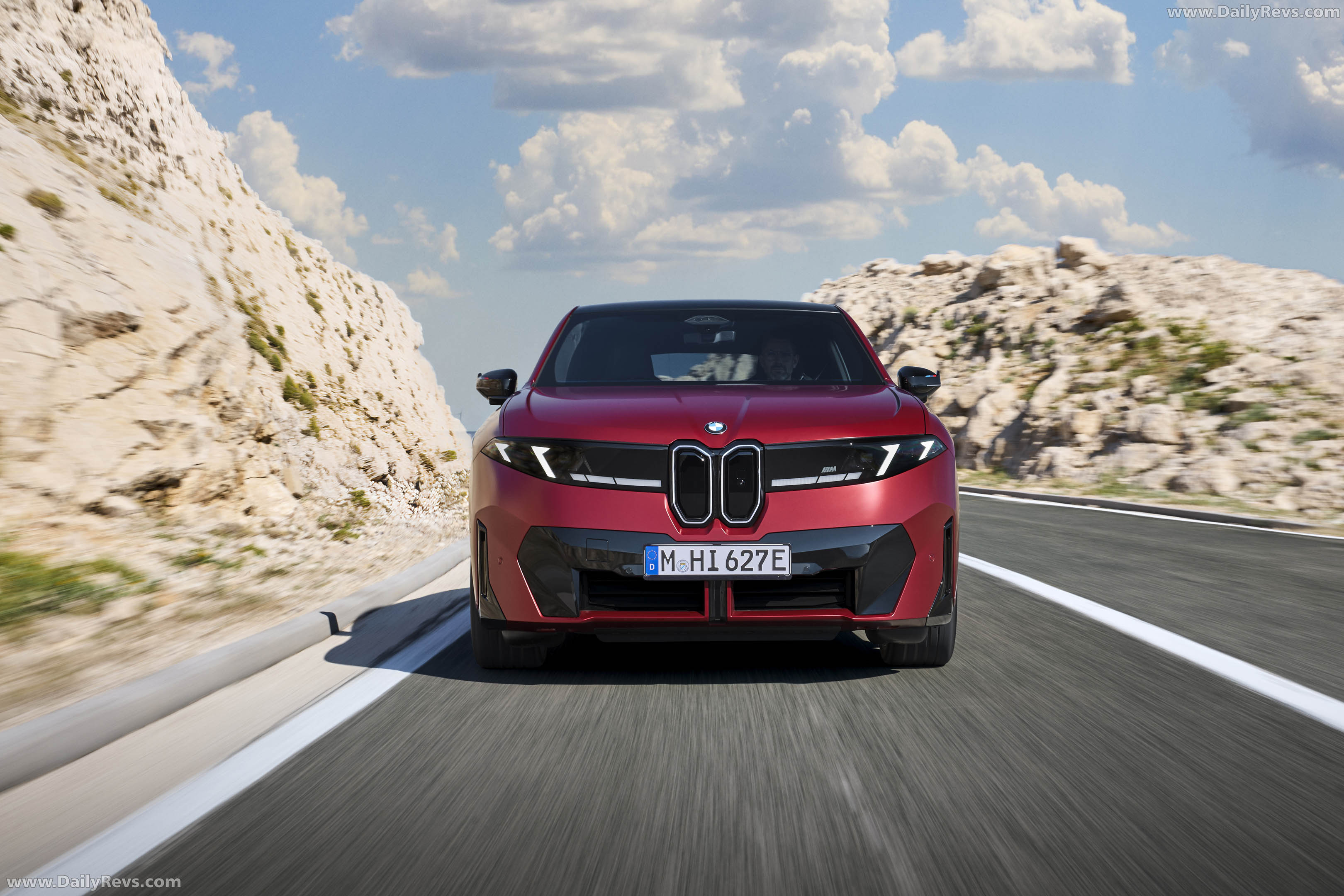 2027 BMW iX4 M60 xDrive NA7 Front View