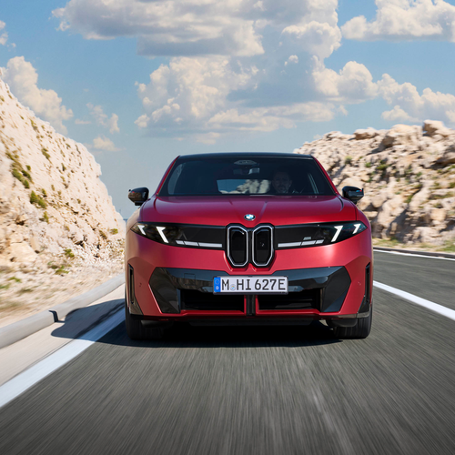 2027 BMW iX4 M60 xDrive NA7 Front View