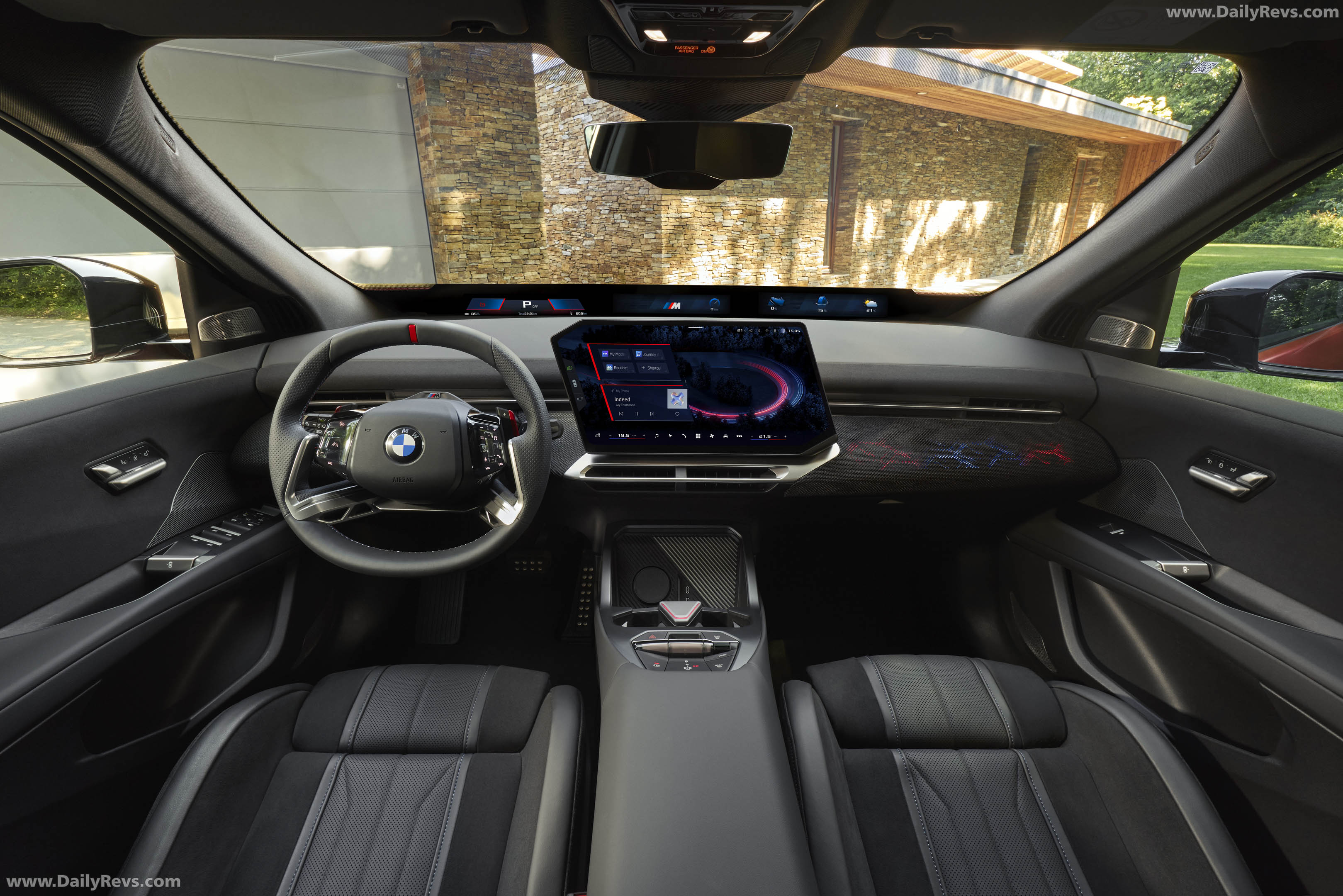 2027 BMW iX4 M60 xDrive NA7 Interior
