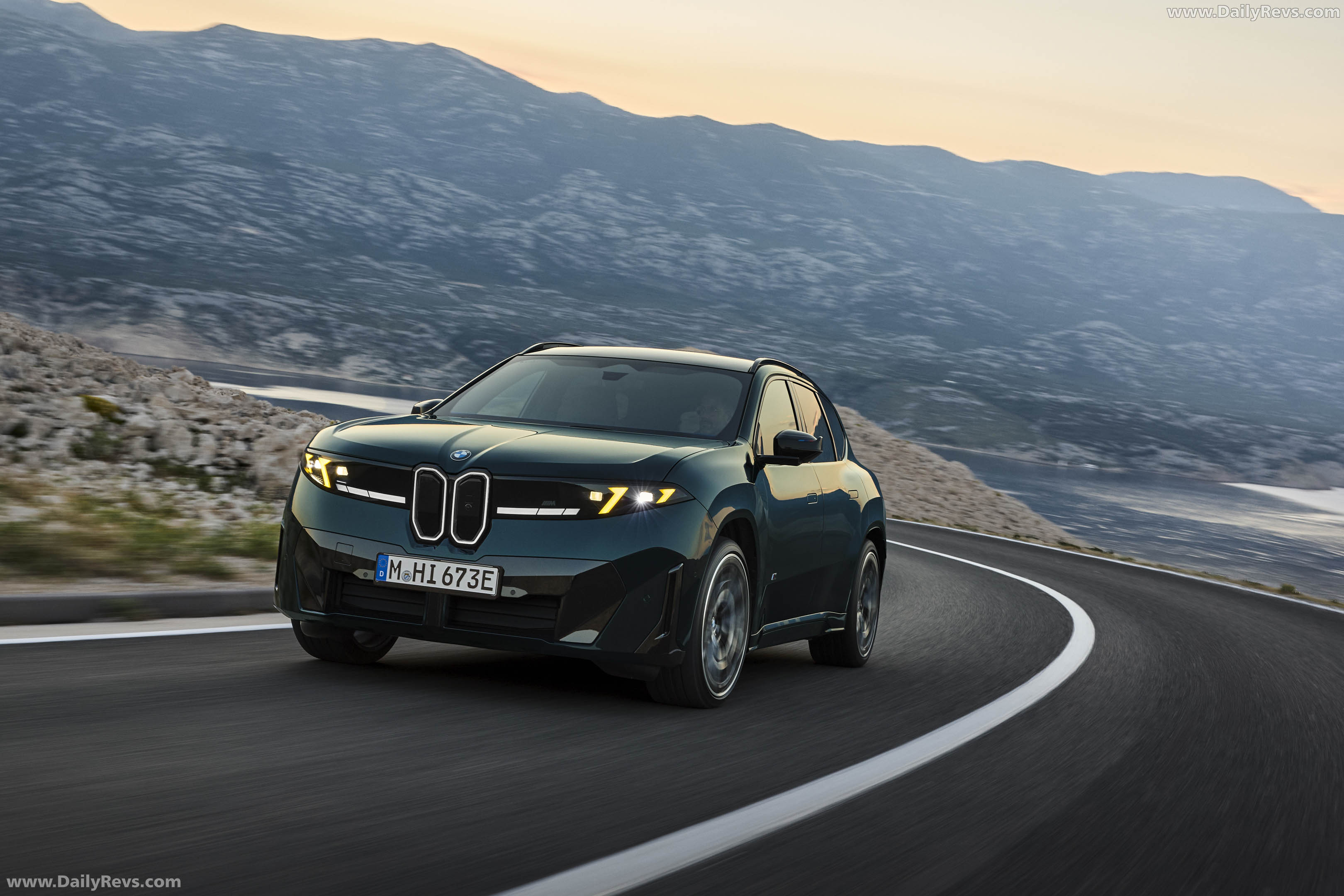 2027 BMW iX3 M60 xDrive NA5 Front View