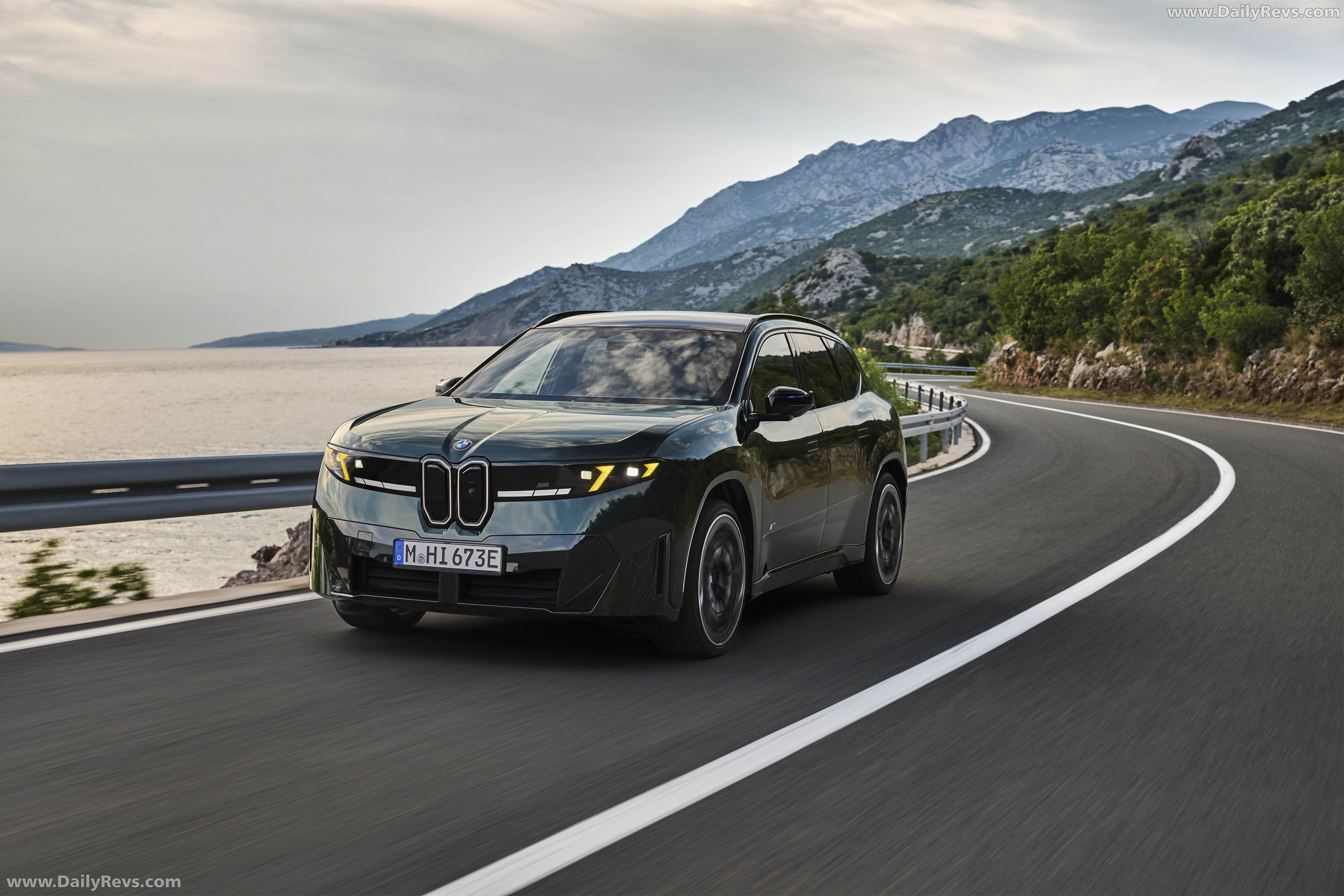 2027 BMW iX3 M60 xDrive NA5 Front View