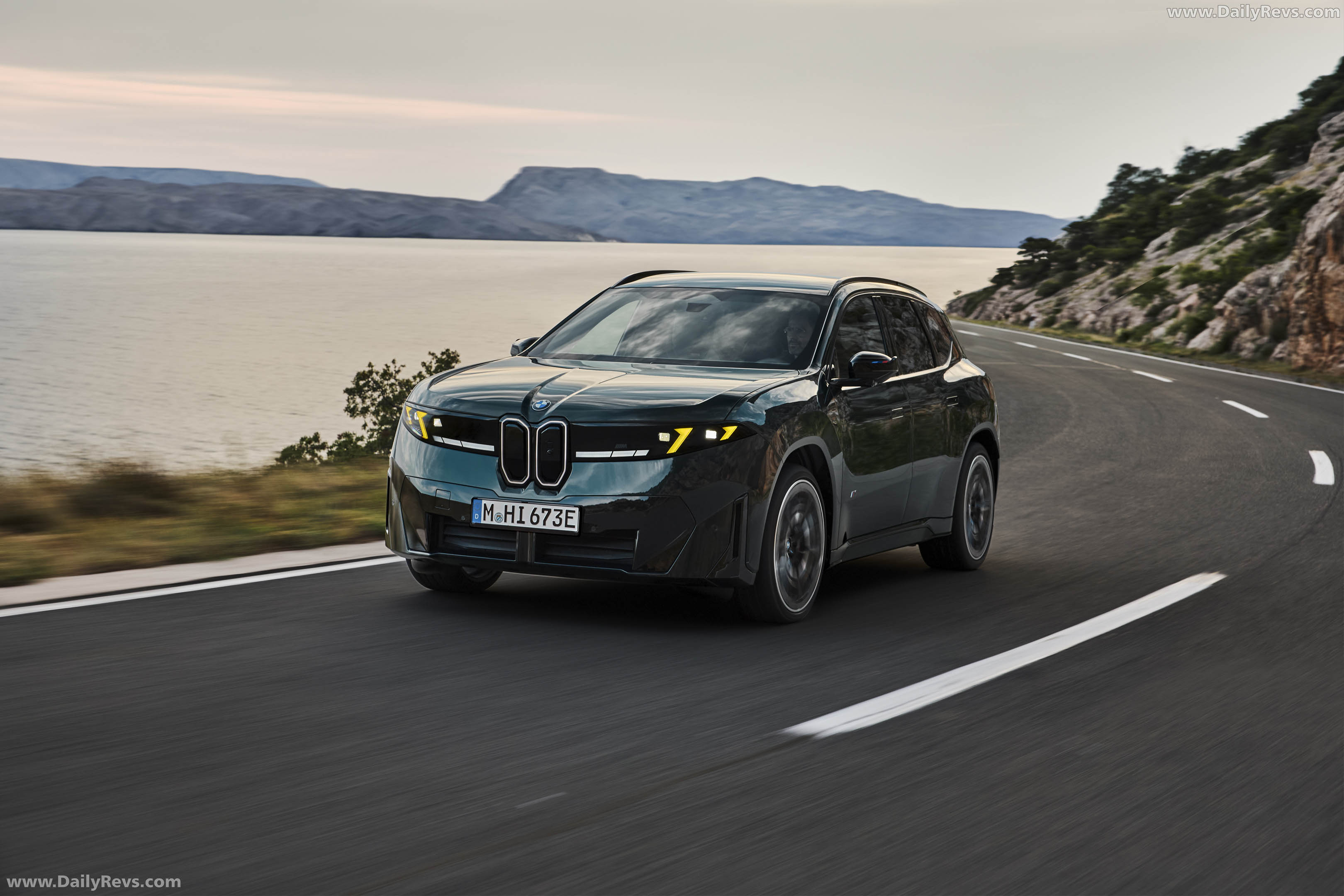 2027 BMW iX3 M60 xDrive NA5 Front View