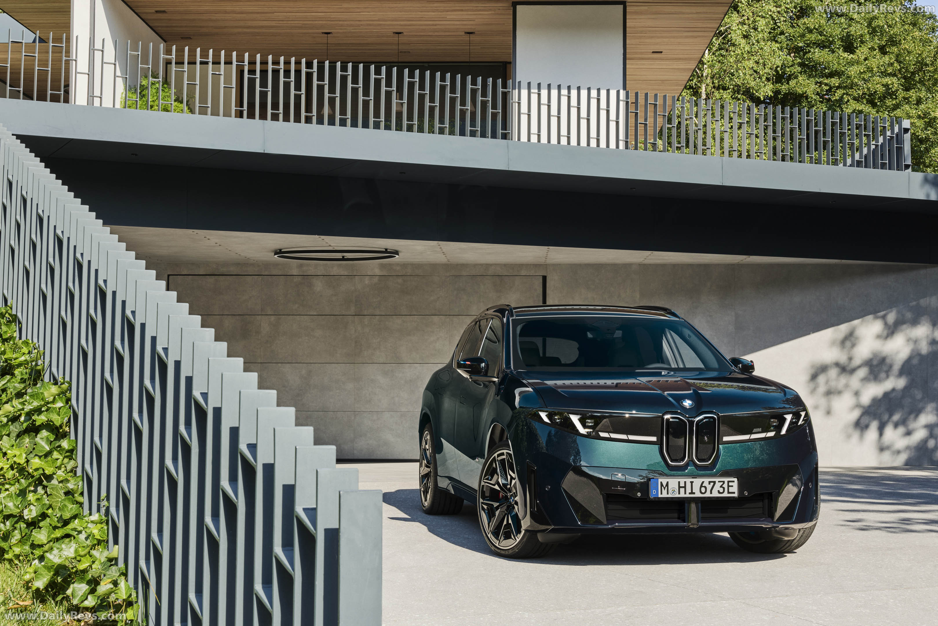 2027 BMW iX3 M60 xDrive NA5 Front View