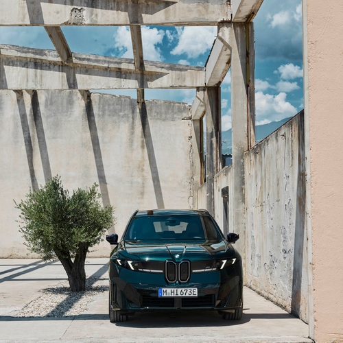 2027 BMW iX3 M60 xDrive NA5 Front View