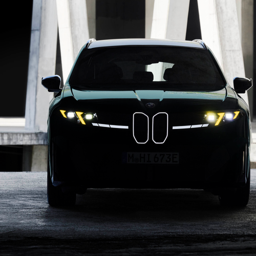 2027 BMW iX3 M60 xDrive NA5 Front View