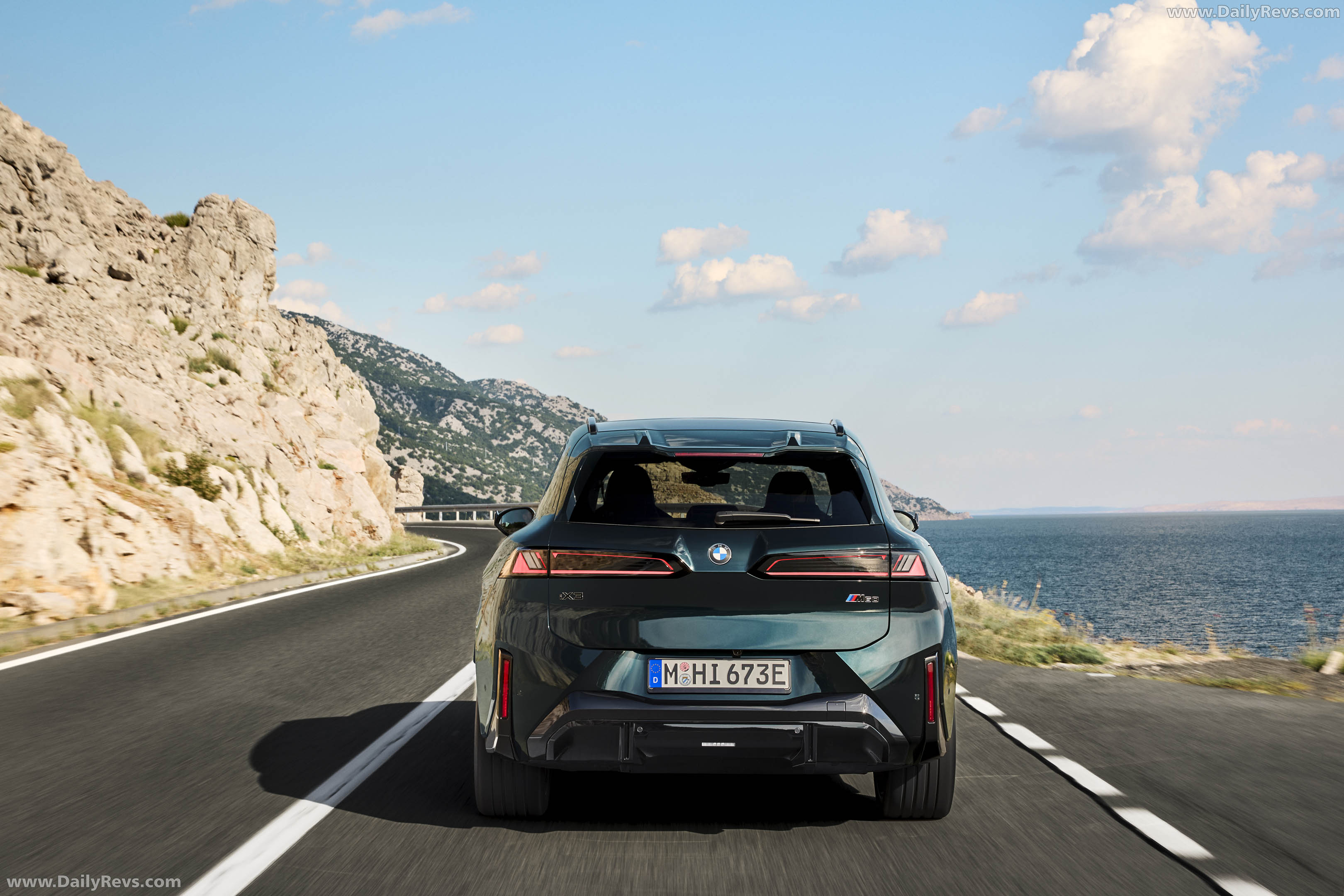 2027 BMW iX3 M60 xDrive NA5 Rear View