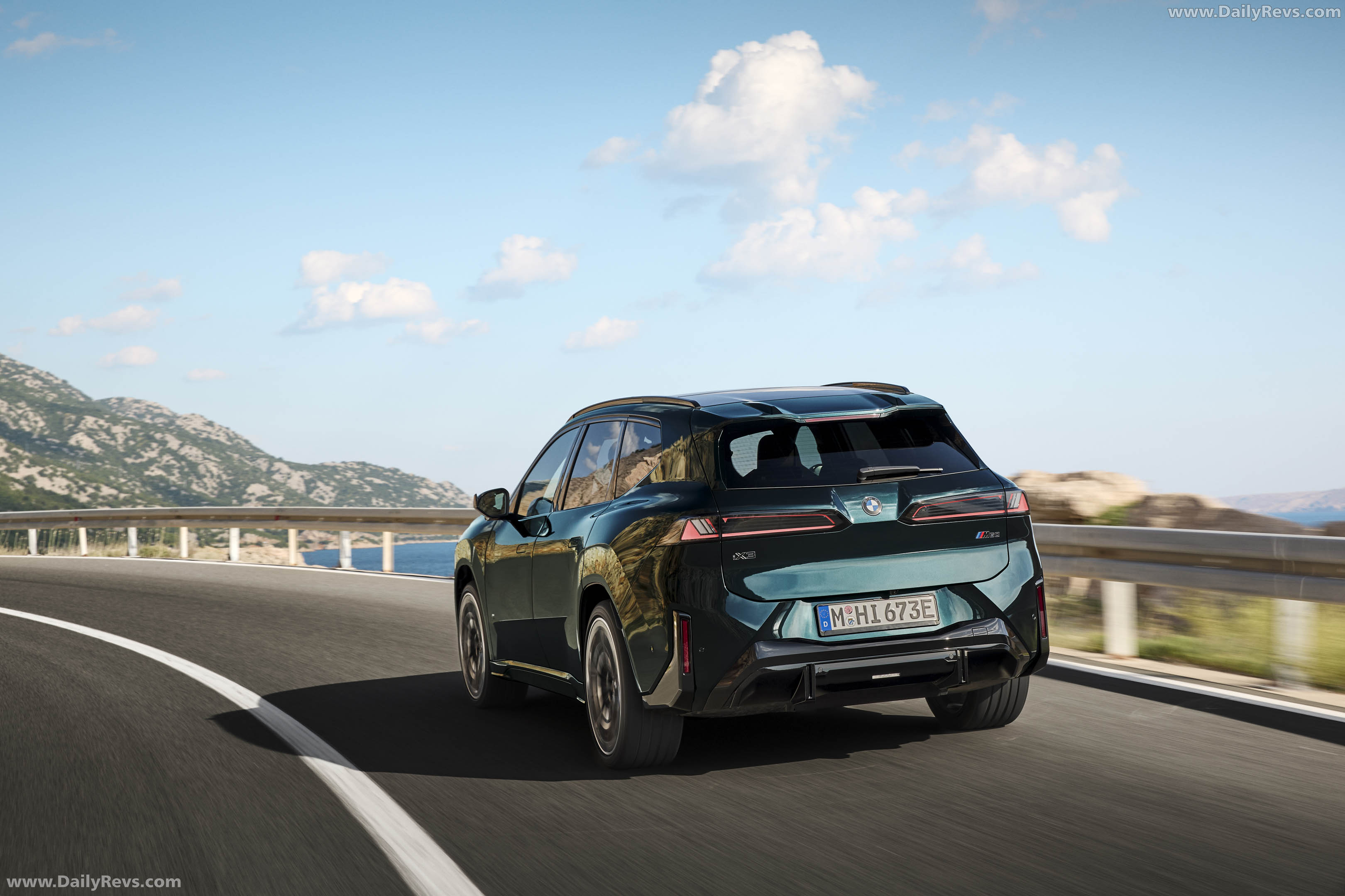 2027 BMW iX3 M60 xDrive NA5 Rear View