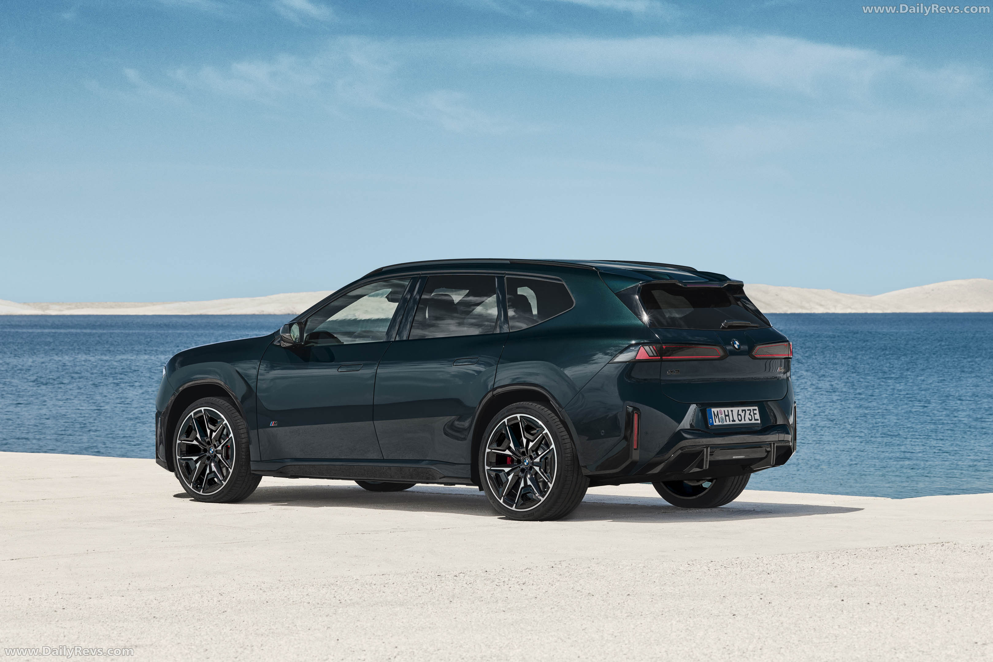 2027 BMW iX3 M60 xDrive NA5 Rear View