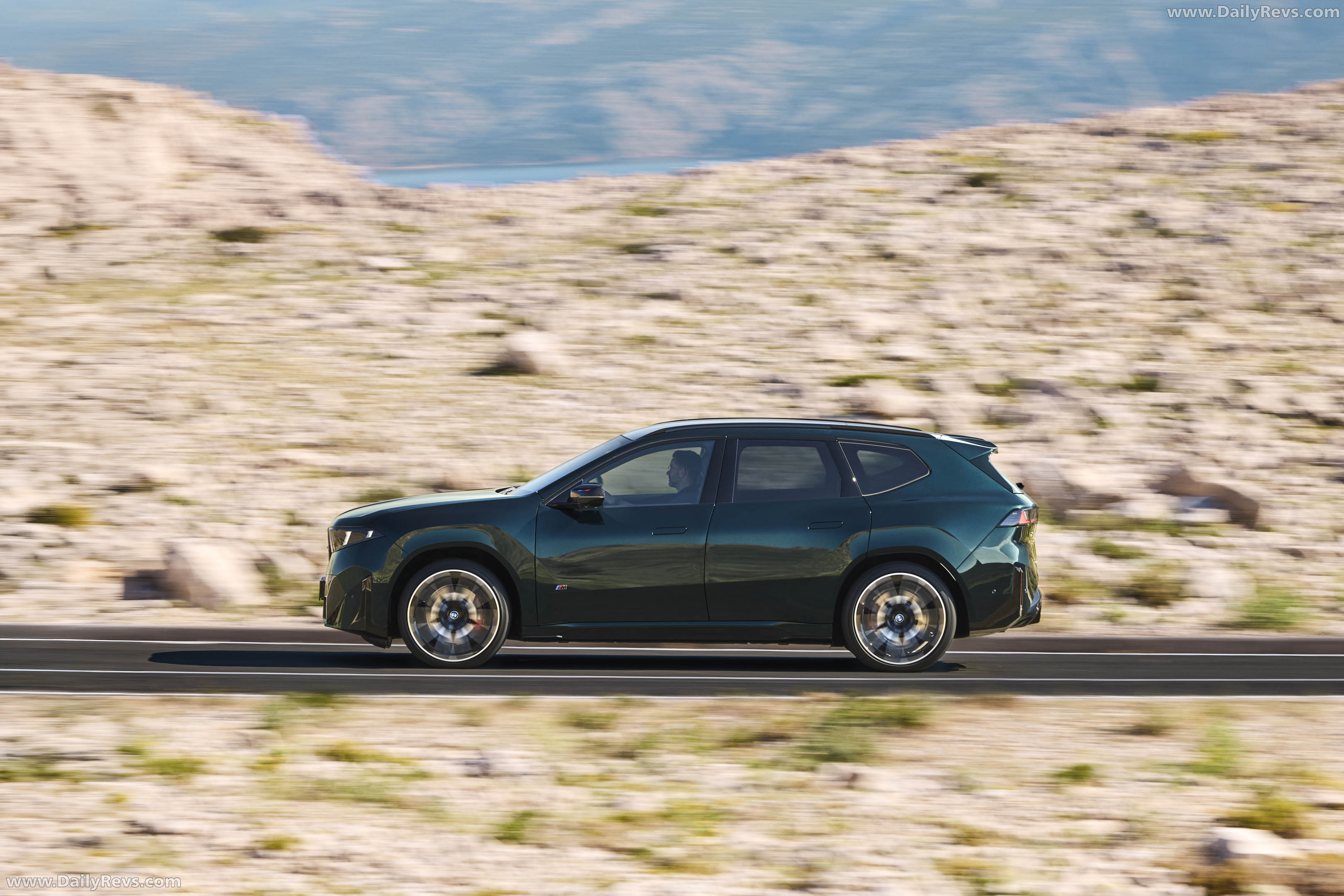 2027 BMW iX3 M60 xDrive NA5 Side View
