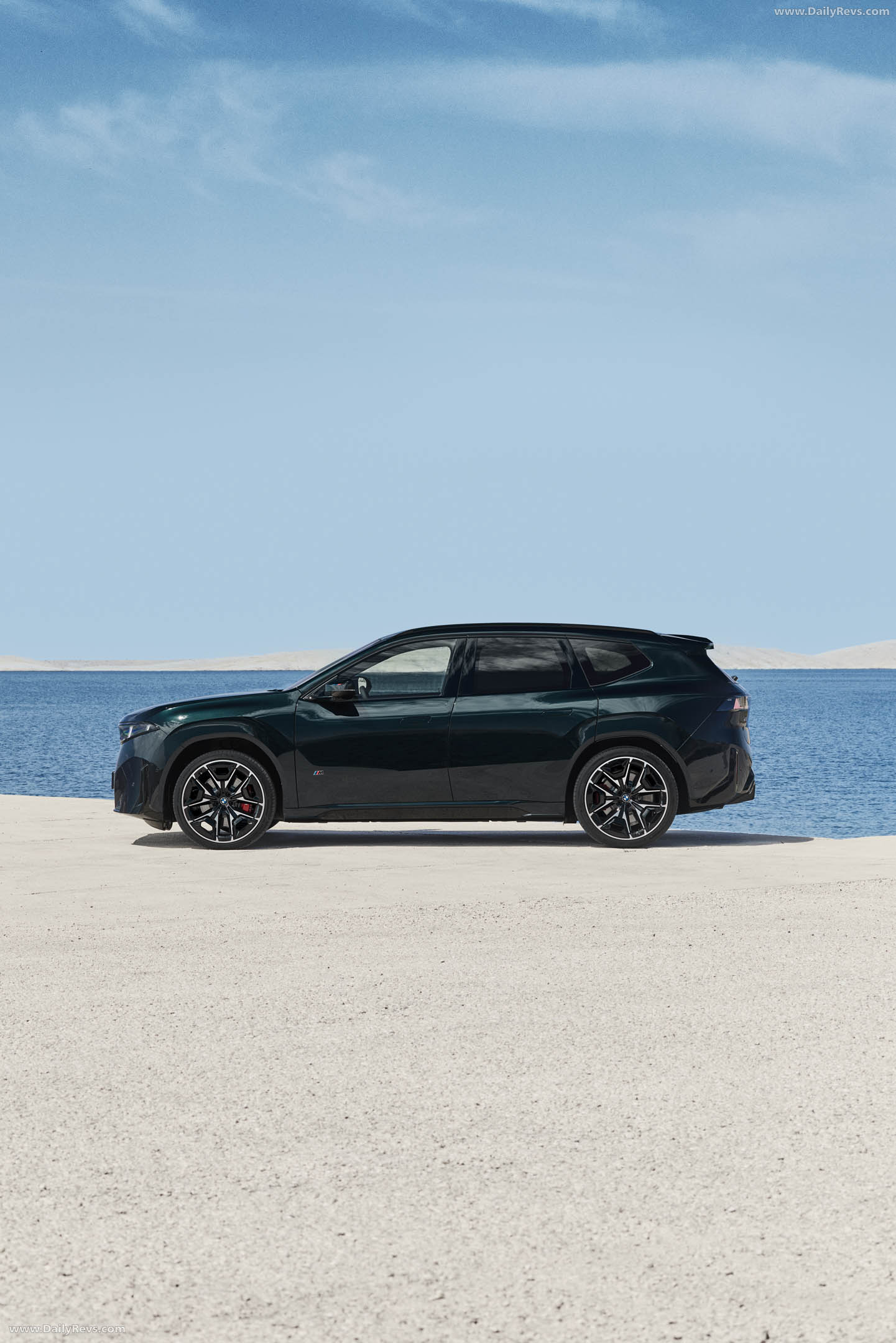 2027 BMW iX3 M60 xDrive NA5 Side View