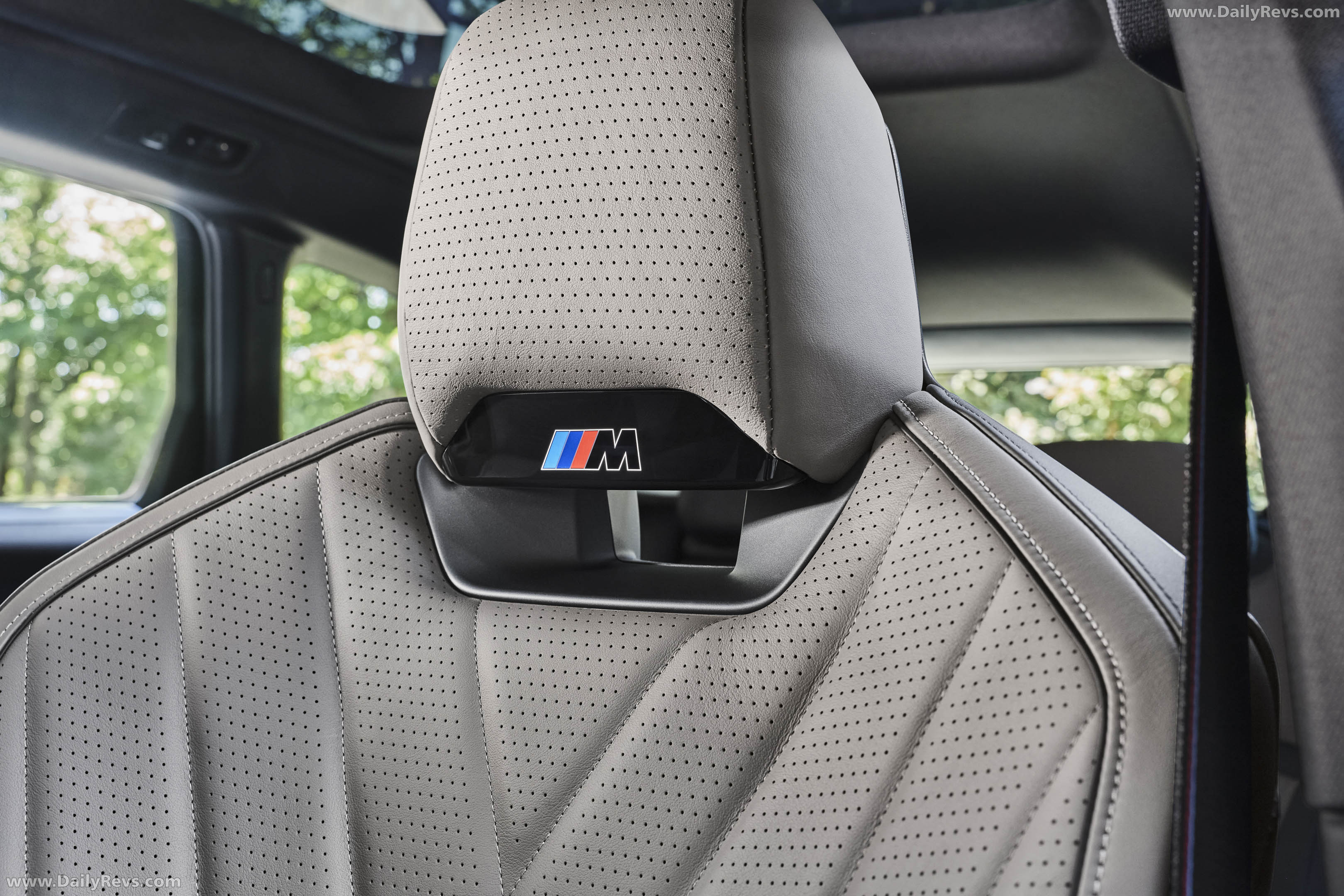 2027 BMW iX3 M60 xDrive NA5 Interior