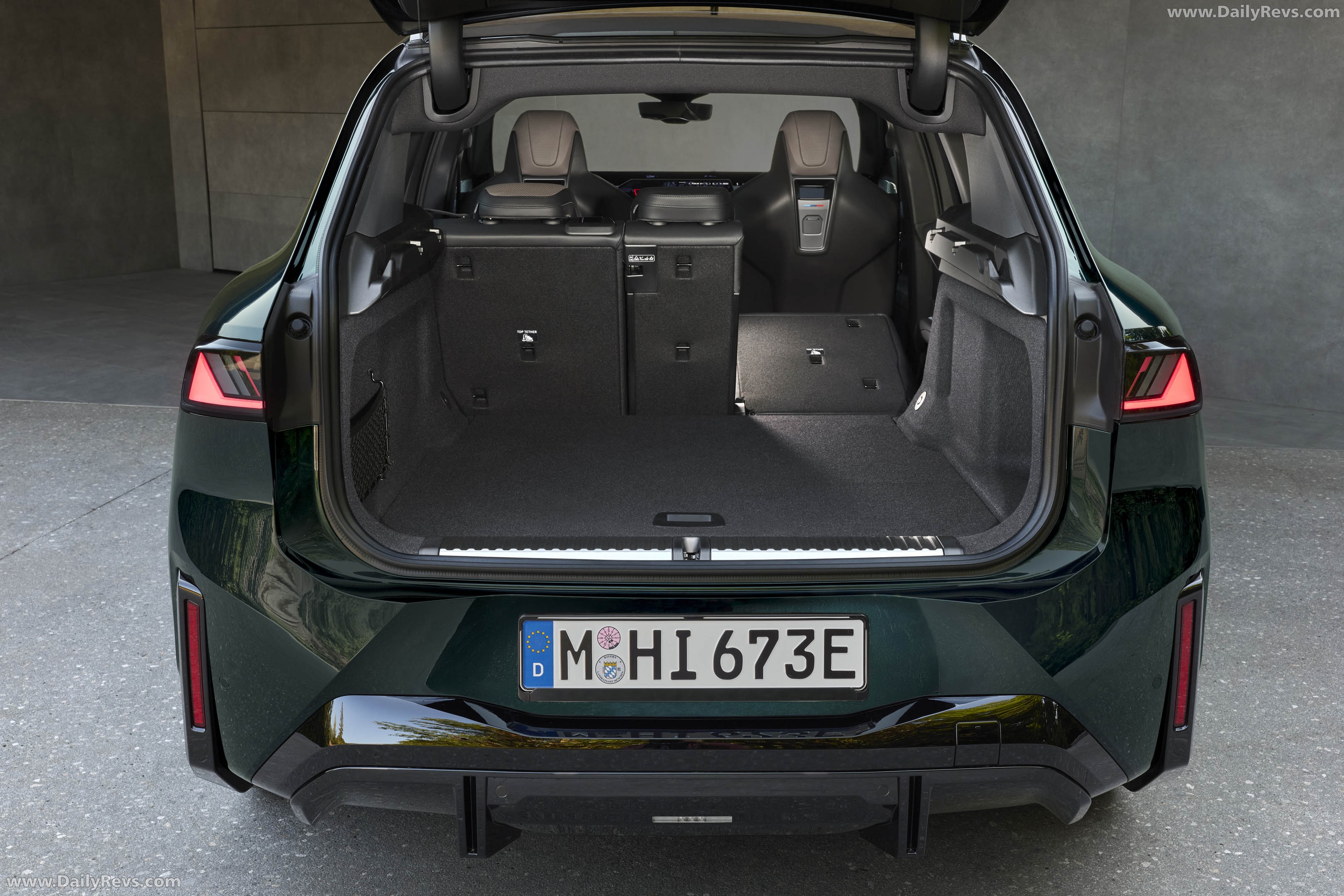 2027 BMW iX3 M60 xDrive NA5 Interior