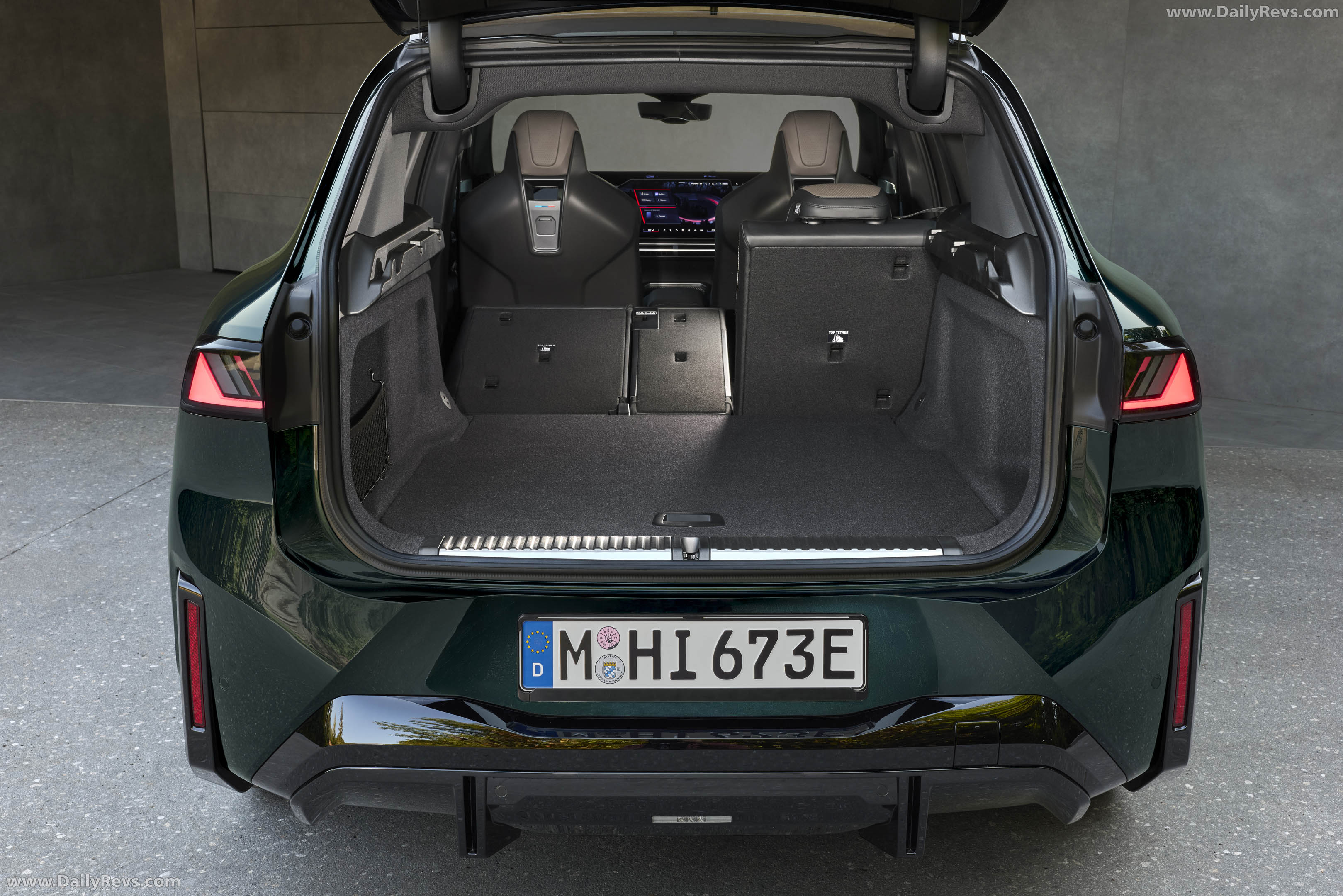 2027 BMW iX3 M60 xDrive NA5 Interior