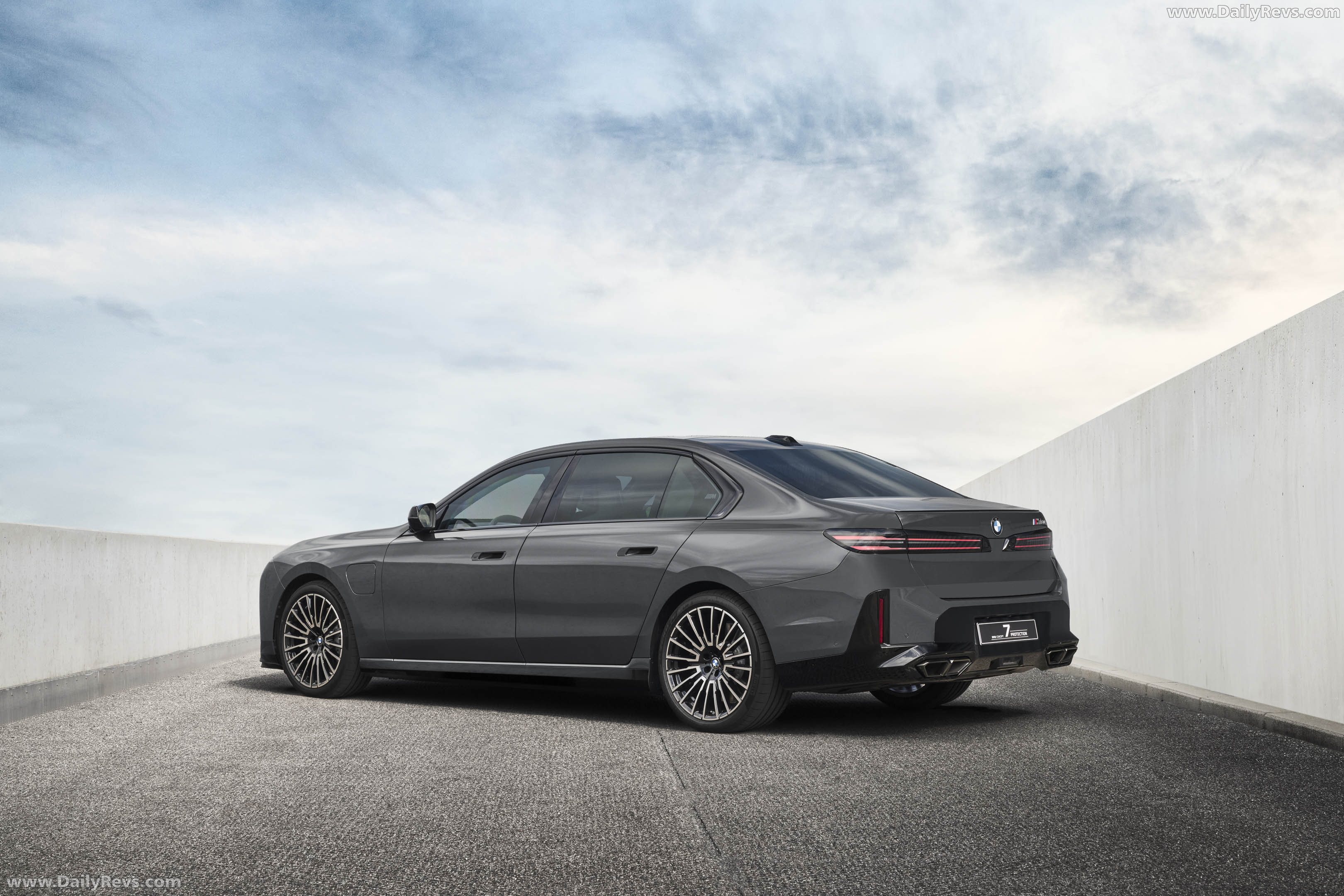 2026 BMW Concept 7 Protection Rear View