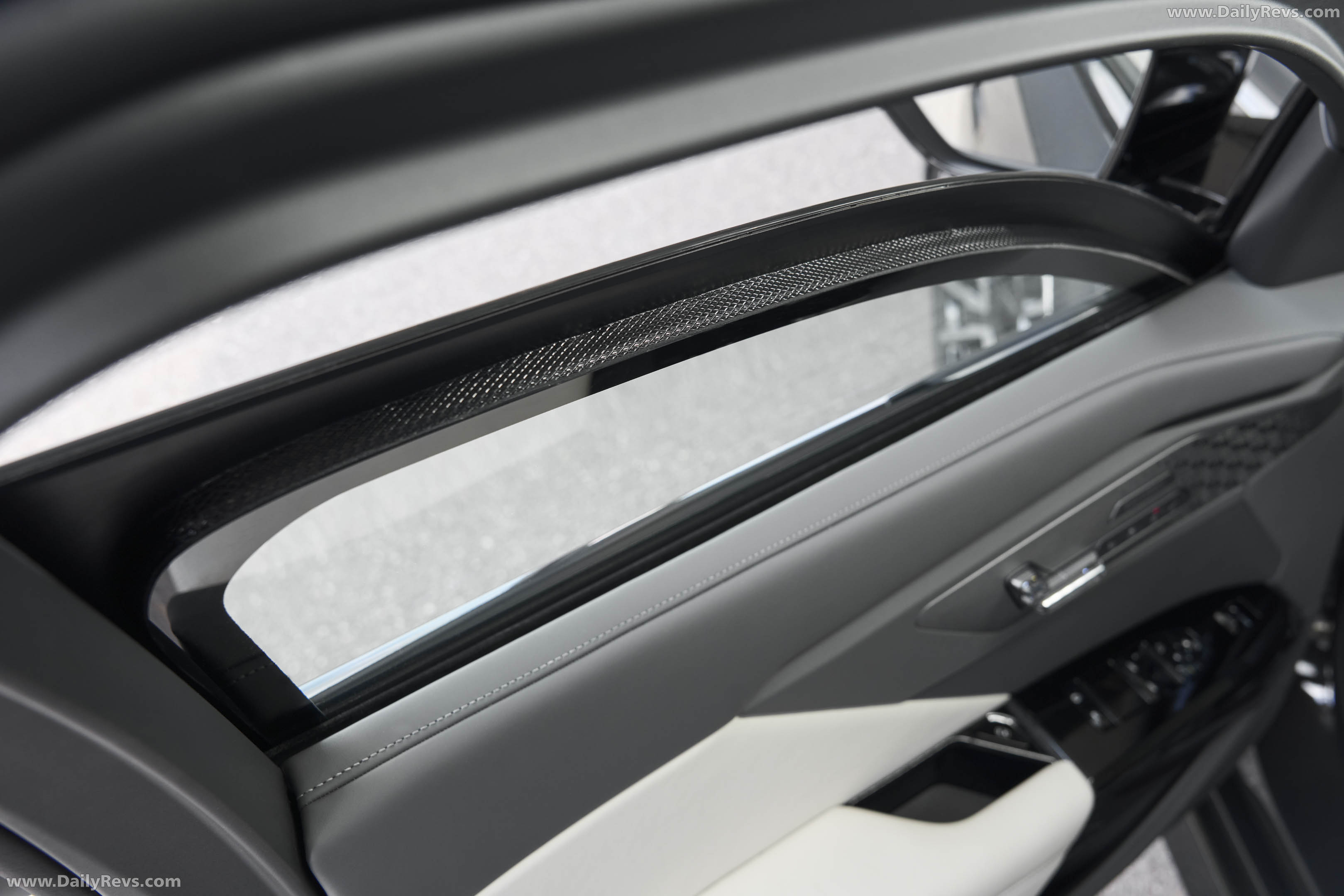 2026 BMW Concept 7 Protection Interior