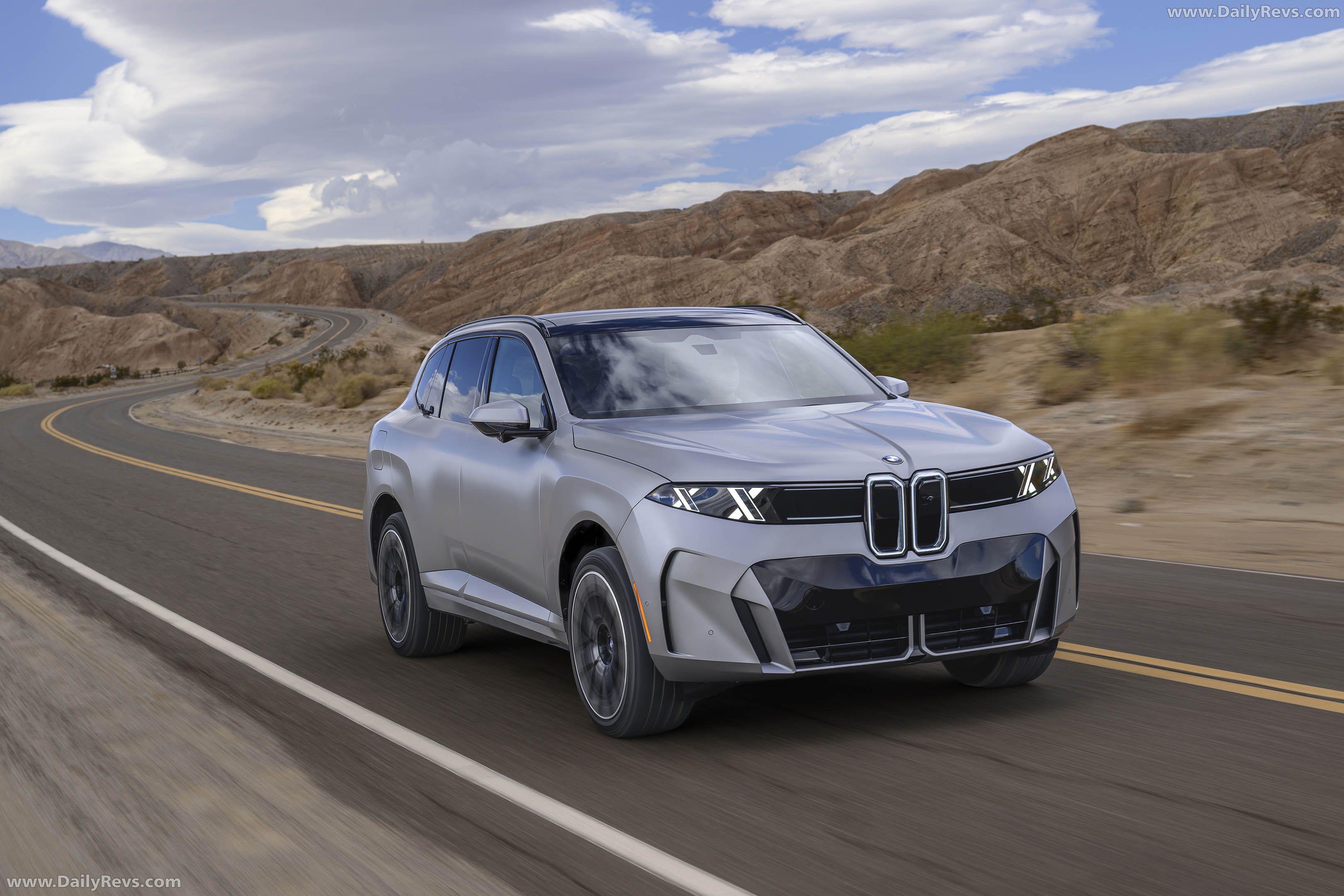 2027 BMW iX5 60 xDrive M Sport Package G65 Front View