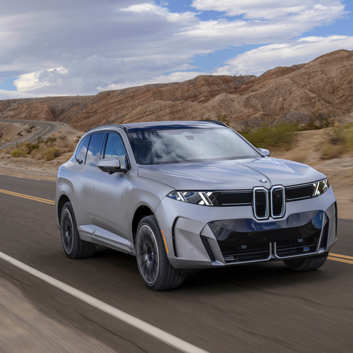 2027 BMW iX5 60 xDrive M Sport Package G65 Front View