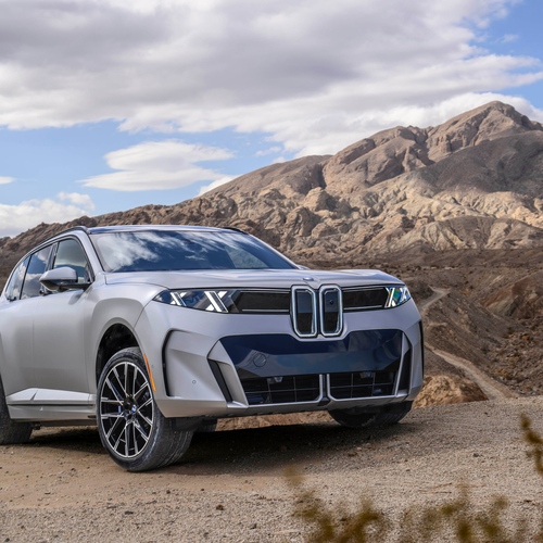 2027 BMW iX5 60 xDrive M Sport Package G65 Front View
