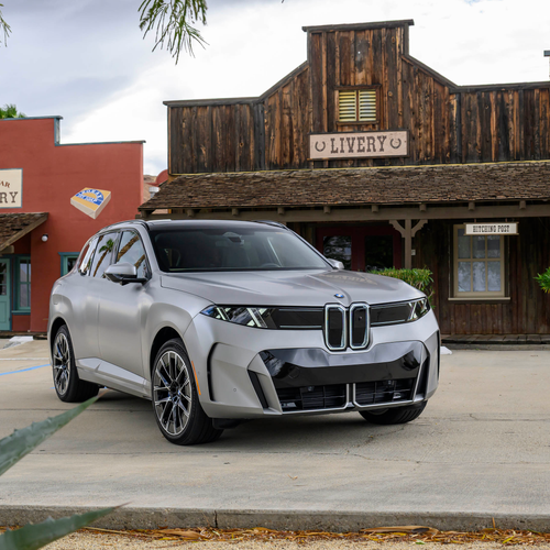 2027 BMW iX5 60 xDrive M Sport Package G65 Front View