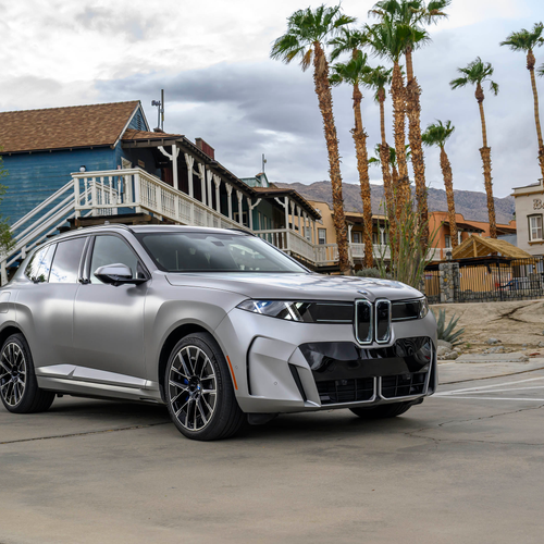 2027 BMW iX5 60 xDrive M Sport Package G65 Front View