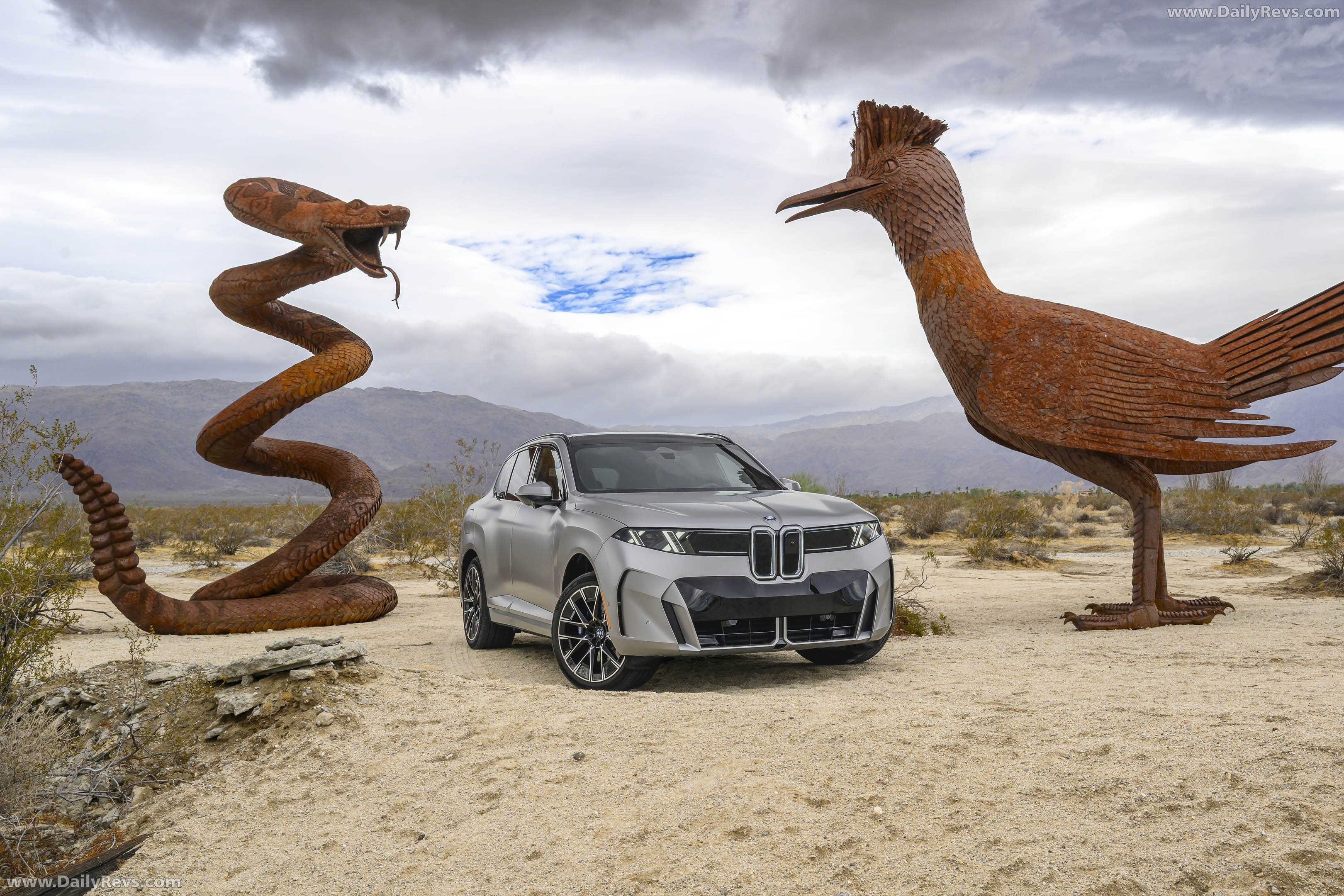 2027 BMW iX5 60 xDrive M Sport Package G65 Front View