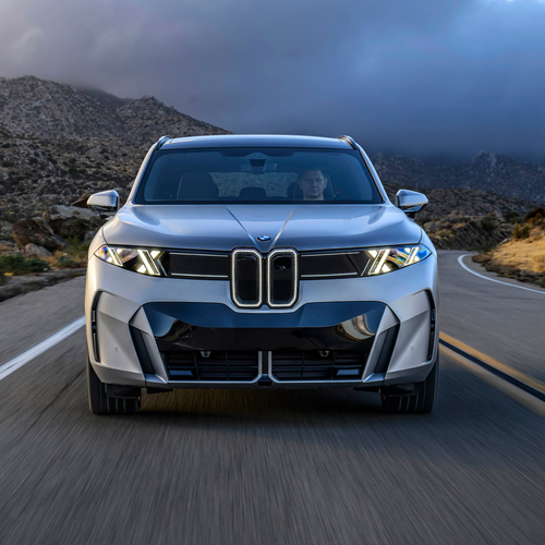 2027 BMW iX5 60 xDrive M Sport Package G65 Front View