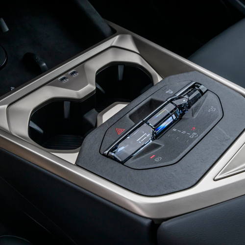 2027 BMW iX5 60 xDrive M Sport Package G65 Interior