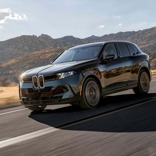 2027 BMW X5 40 xDrive G65 Vancouver Green Front View