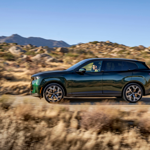2027 BMW X5 40 xDrive G65 Vancouver Green Side View