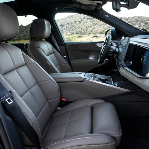 2027 BMW X5 40 xDrive G65 Vancouver Green Interior