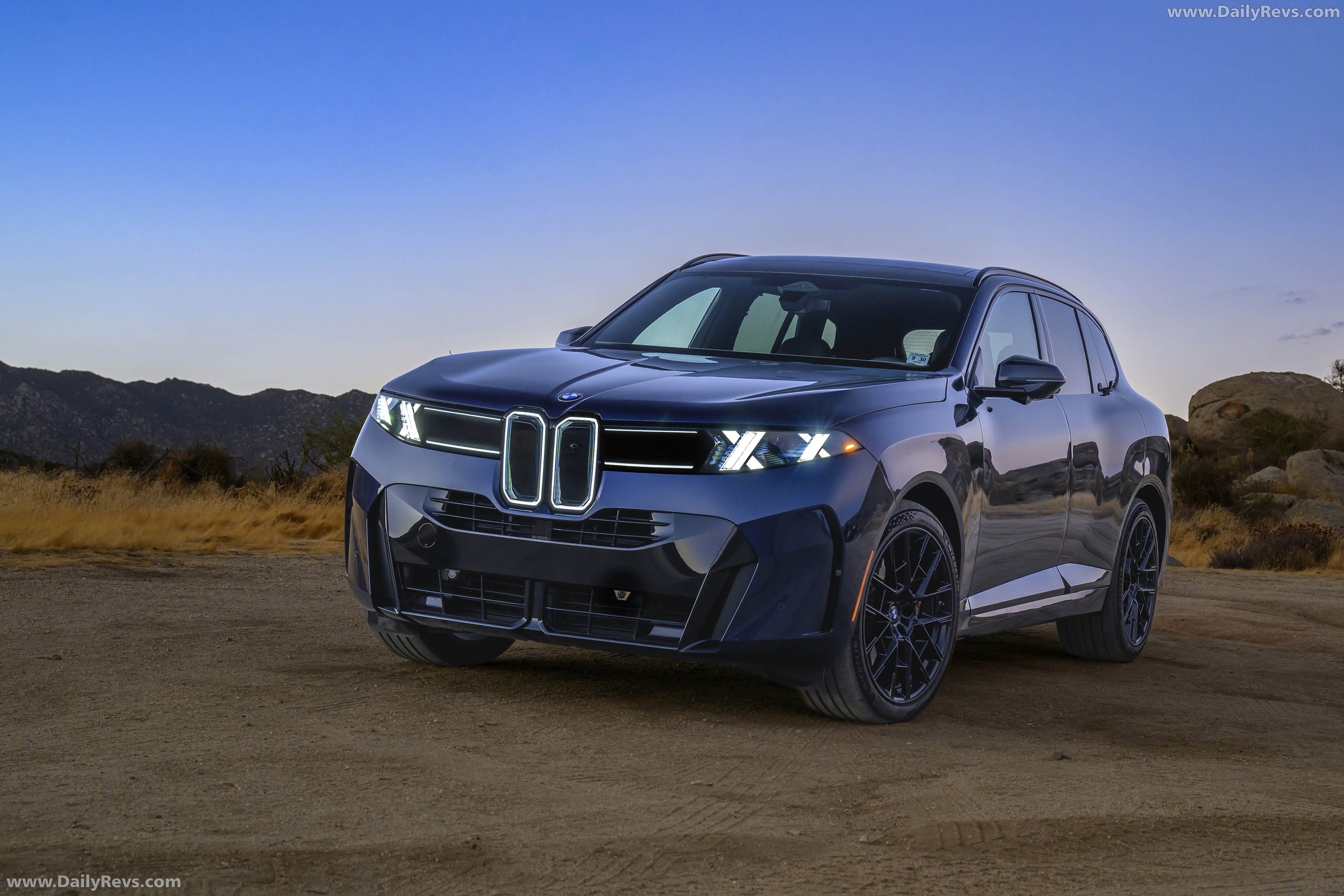 2027 BMW X5 40 xDrive M Sport Package Pro G65 Front View