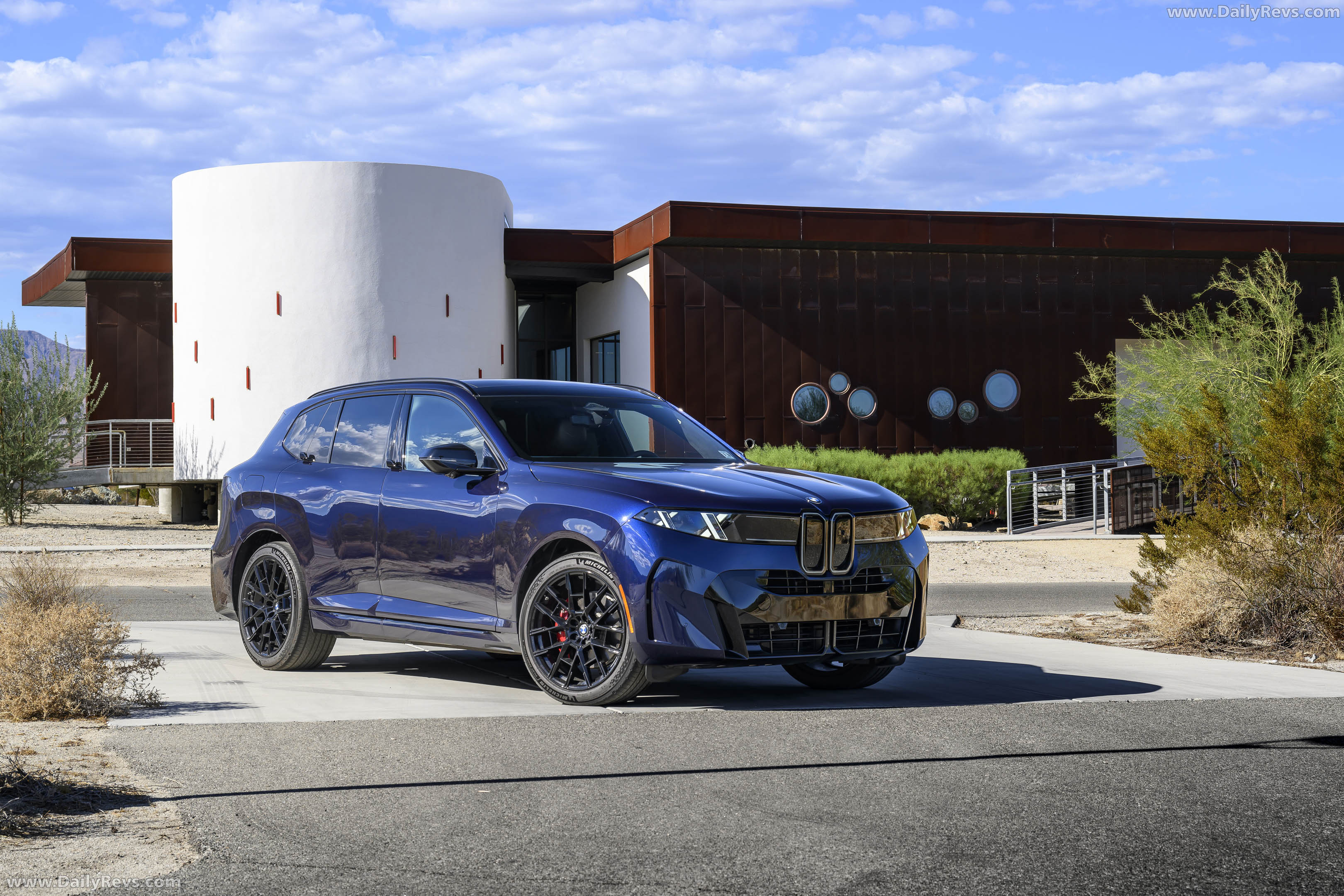 2027 BMW X5 40 xDrive M Sport Package Pro G65 Front View