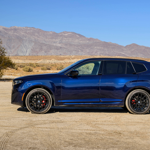 2027 BMW X5 40 xDrive M Sport Package Pro G65 Side View