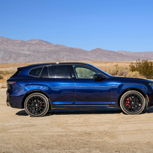2027 BMW X5 40 xDrive M Sport Package Pro G65 Side View