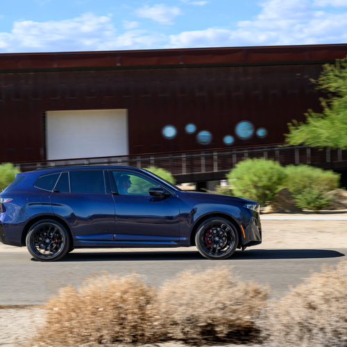 2027 BMW X5 40 xDrive M Sport Package Pro G65 Side View