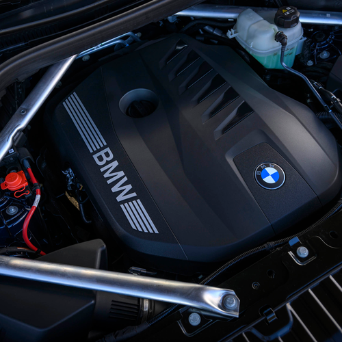 2027 BMW X5 40 xDrive M Sport Package Pro G65 Engine