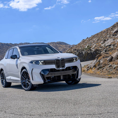2027 BMW X5 40 xDrive G65 Alpine White Front View