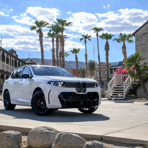 2027 BMW X5 40 xDrive G65 Alpine White Front View