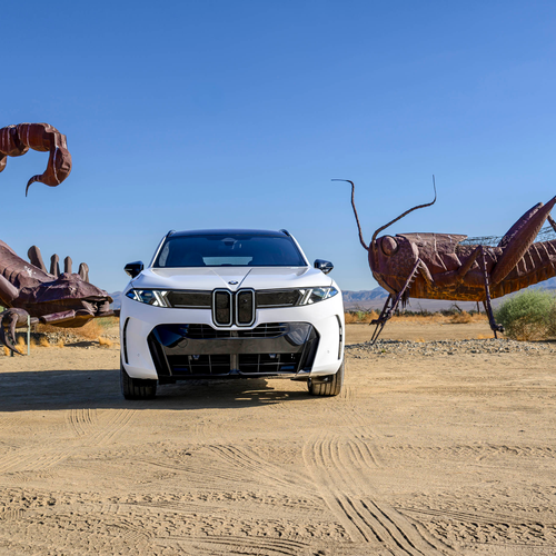 2027 BMW X5 40 xDrive G65 Alpine White Front View