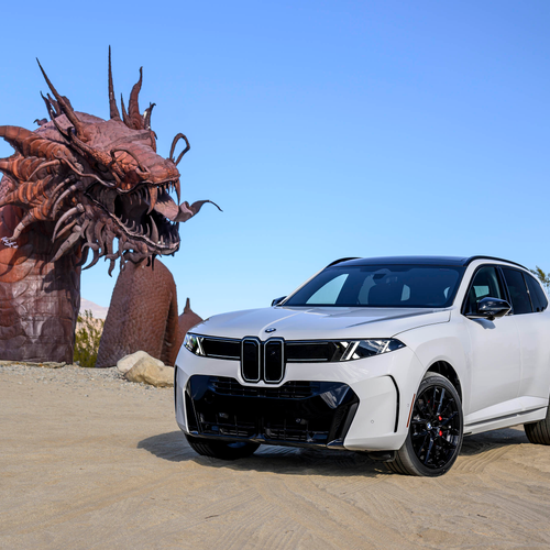 2027 BMW X5 40 xDrive G65 Alpine White Front View