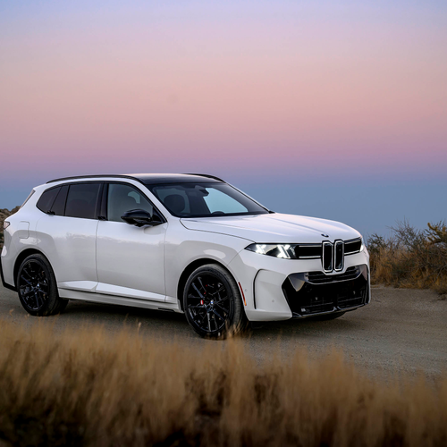 2027 BMW X5 40 xDrive G65 Alpine White Front View