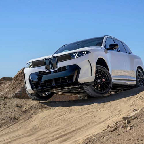 2027 BMW X5 40 xDrive G65 Alpine White Front View