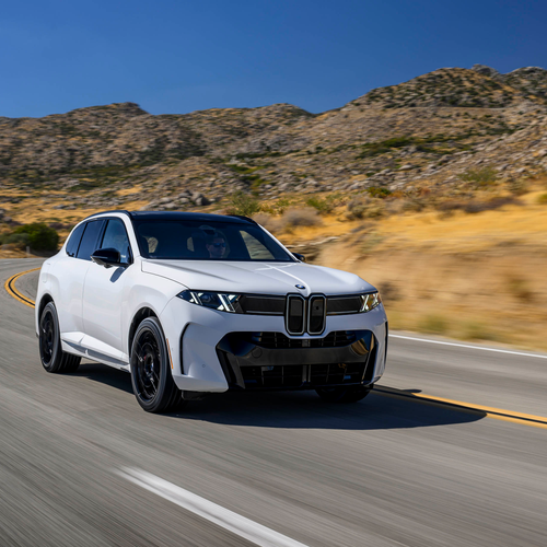2027 BMW X5 40 xDrive G65 Alpine White Front View