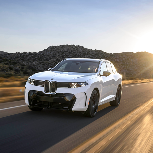2027 BMW X5 40 xDrive G65 Alpine White Front View