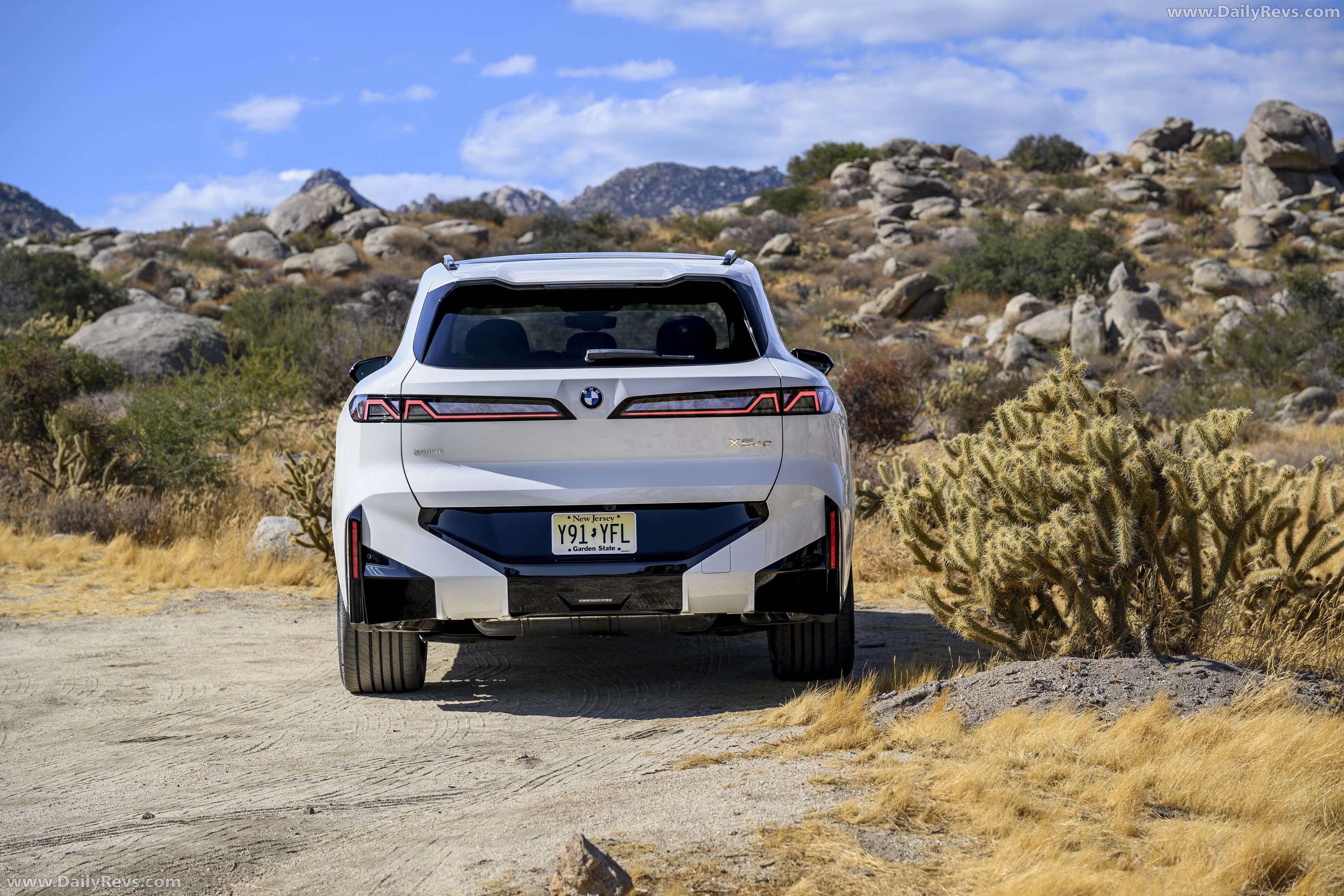 2027 BMW X5 40 xDrive G65 Alpine White Rear View